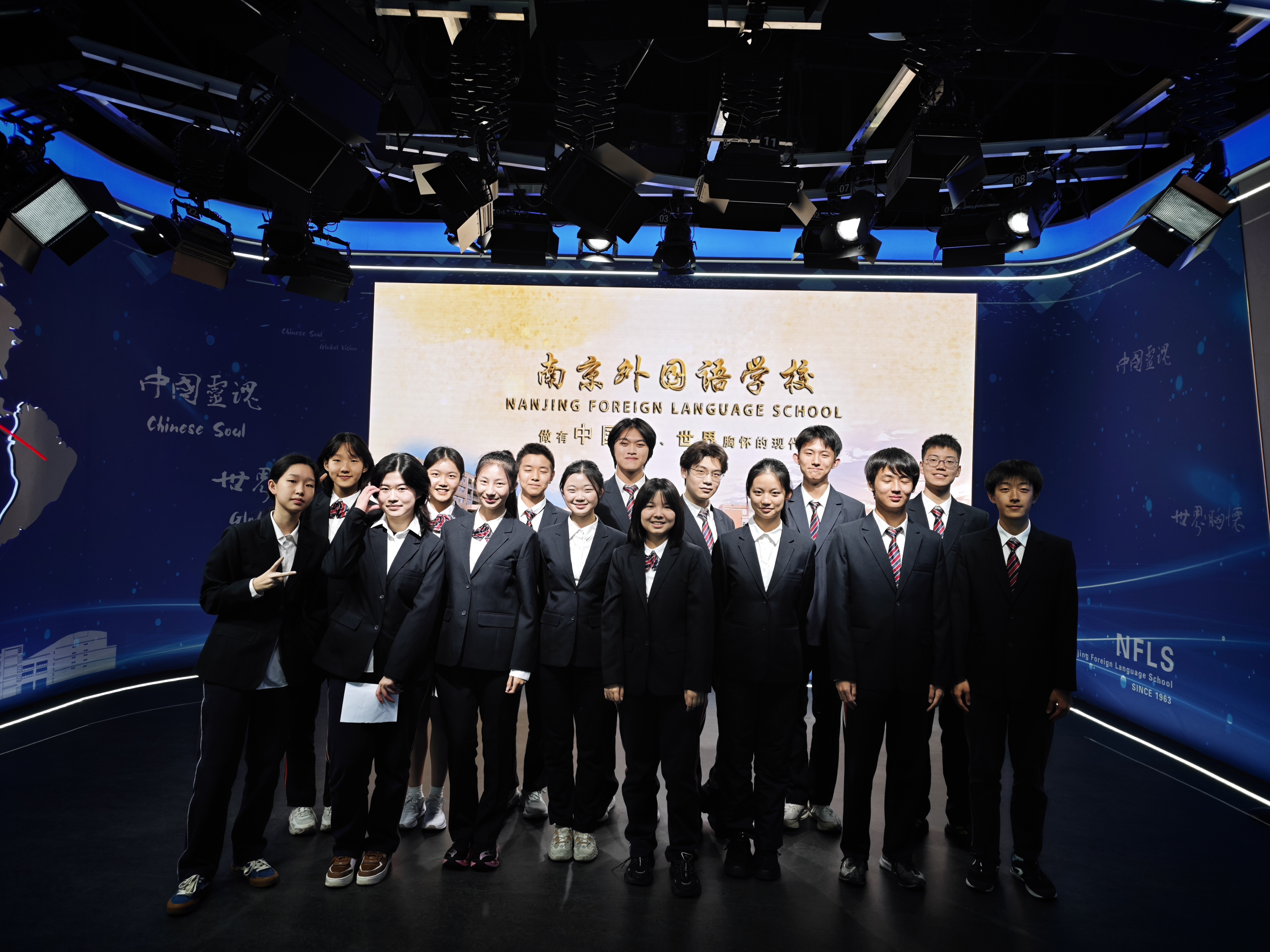 Student Union members gathered for a group photograph